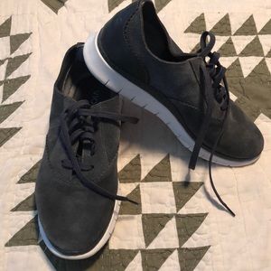 Vionic shoes